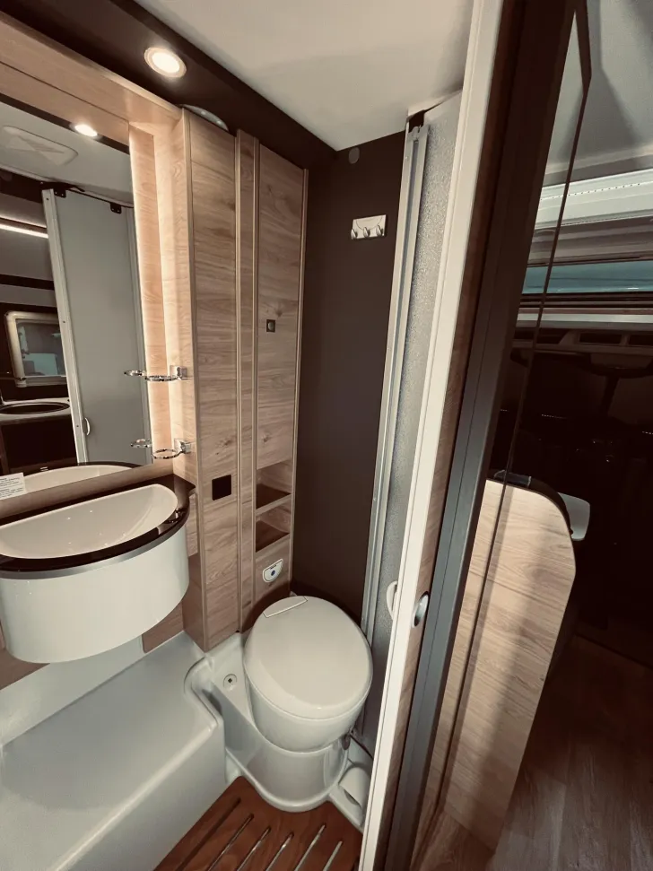 Fahrzeugbild Dethleffs Globebus Go T 15 -15.000 EUR, Dieselh, Lithium, #21