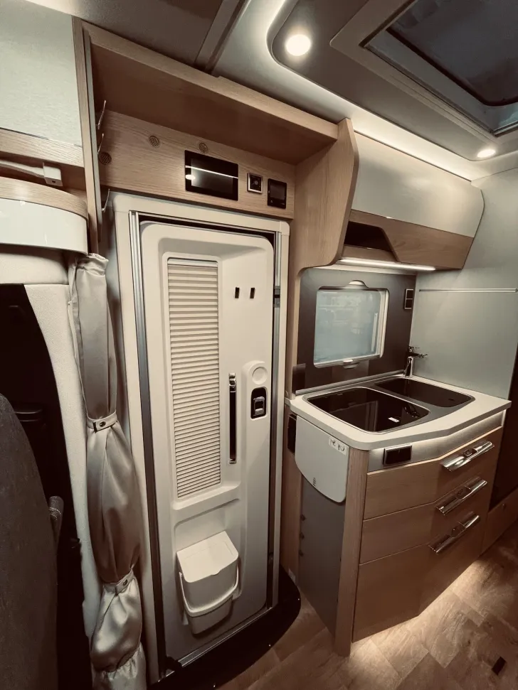 Fahrzeugbild Hymer B-Klasse MC T 580 Dachklima, Solar, TV, Sat #9