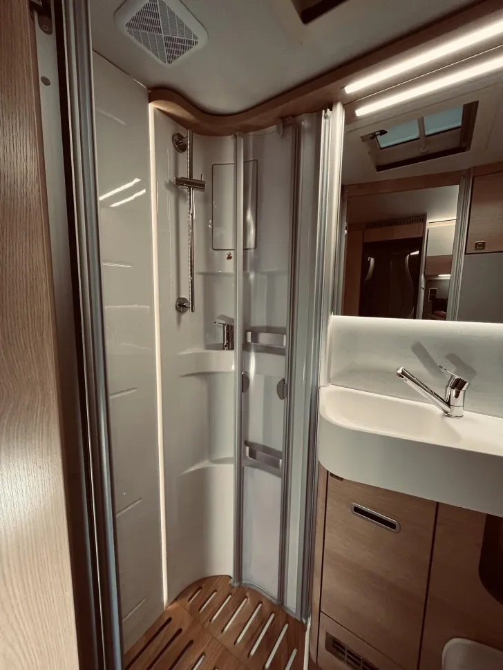 Fahrzeugbild Hymer B-Klasse MC T 580 Dachklima, Solar, TV, Sat #24