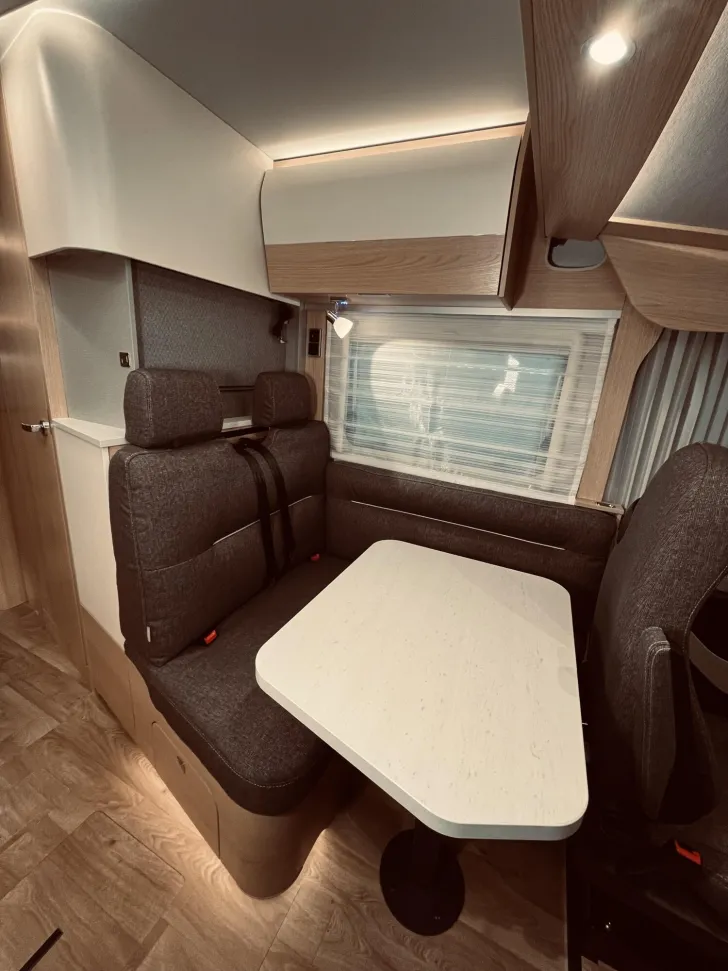 Fahrzeugbild Hymer B-Klasse MC I 580 Dachklima, Solar, Sat, TV #16