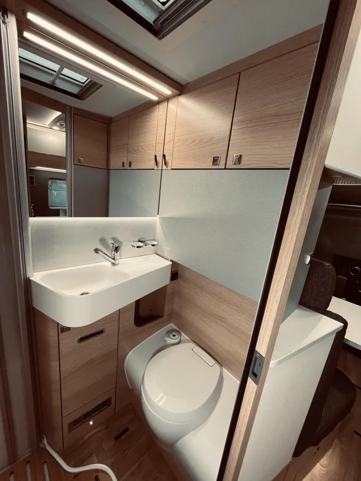 Fahrzeugbild Hymer B-Klasse MC I 580 Dachklima, Solar, Sat, TV #27