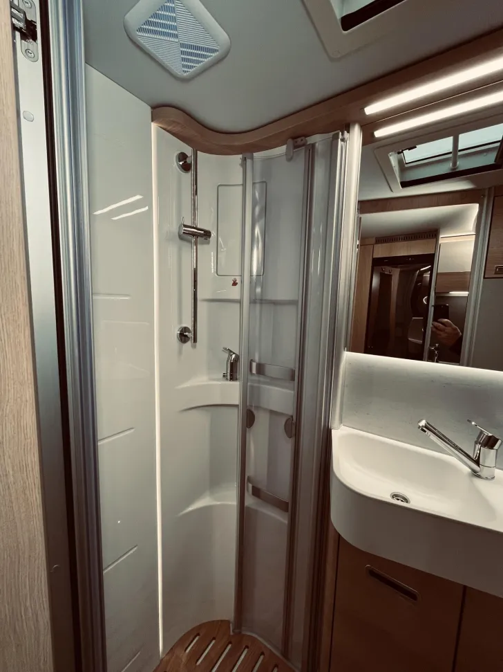 Fahrzeugbild Hymer B-Klasse MC I 580 Dachklima, Solar, Sat, TV #28