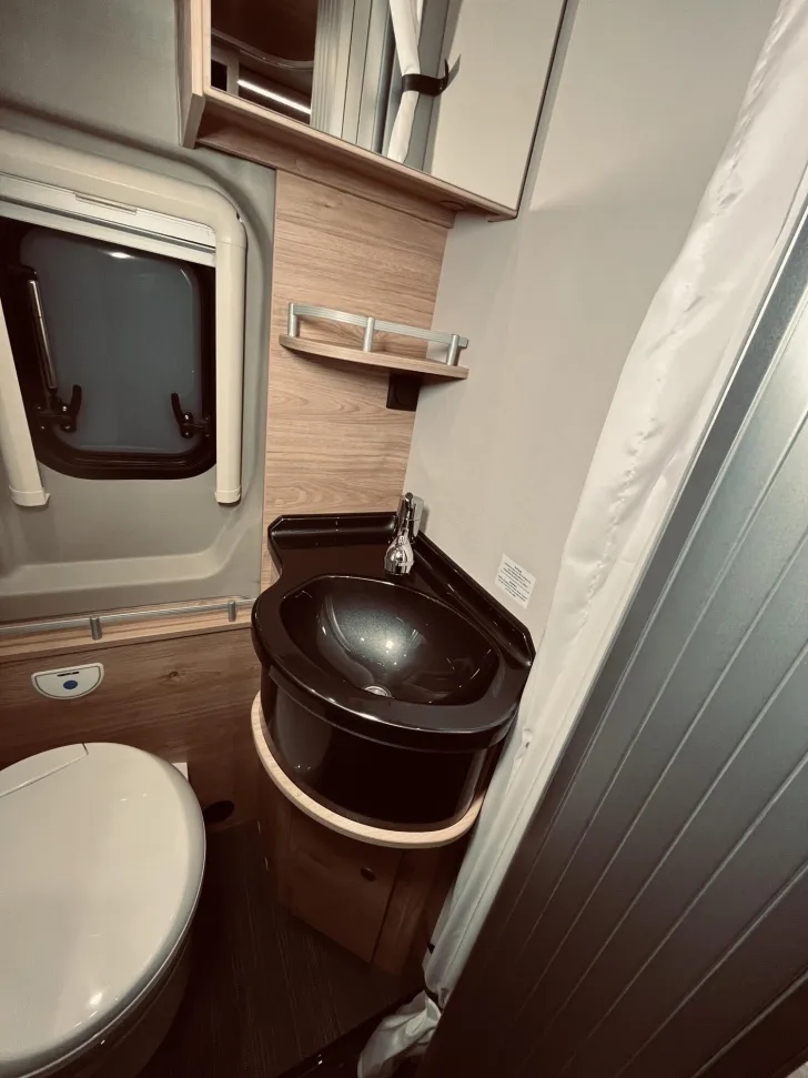 Fahrzeugbild Dethleffs Globetrail 640 HR Fiat Dieselheizung, Automatik #19