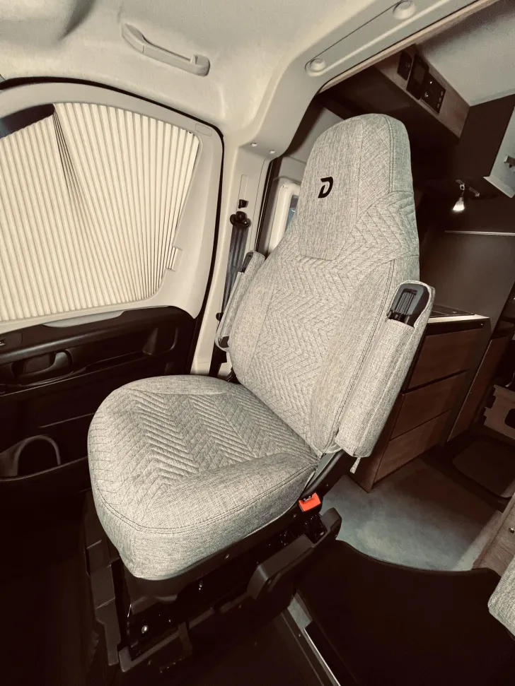 Fahrzeugbild Dethleffs Globetrail 640 HR Fiat Dieselheizung Maxi Auto. #7