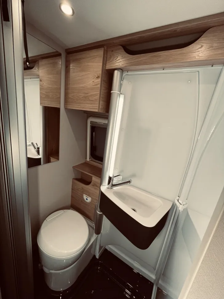 Fahrzeugbild Dethleffs Globetrail 600 DS Fiat -14.000 EUR,Dieselheizung #16