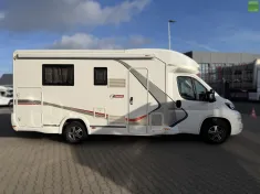 Bild 3 Challenger Genesis 288 EB Queensbett Markise Hubbett