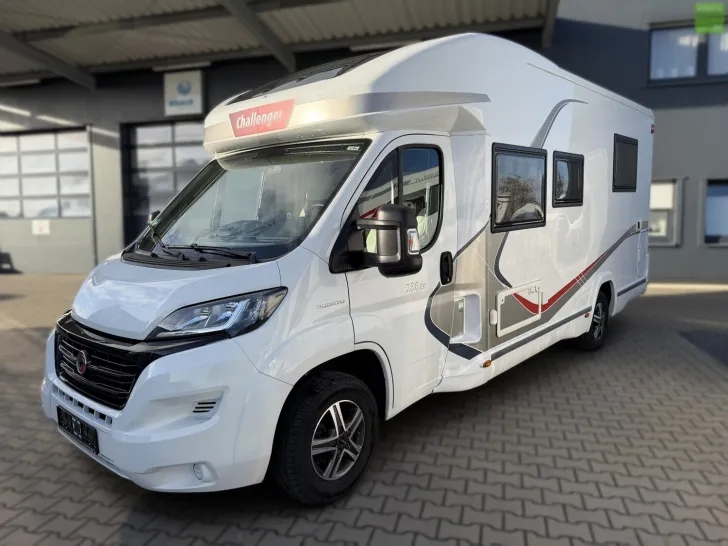 Fahrzeugbild Challenger Genesis 288 EB Queensbett Markise Hubbett #6