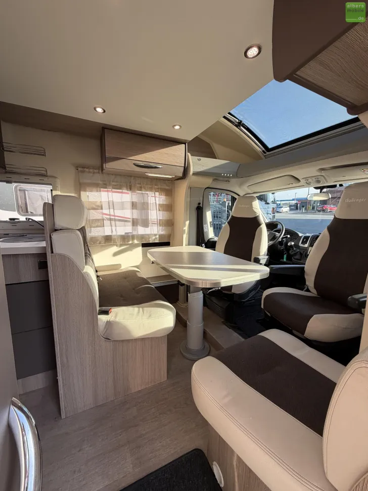 Fahrzeugbild Challenger Genesis 288 EB Queensbett Markise Hubbett #8