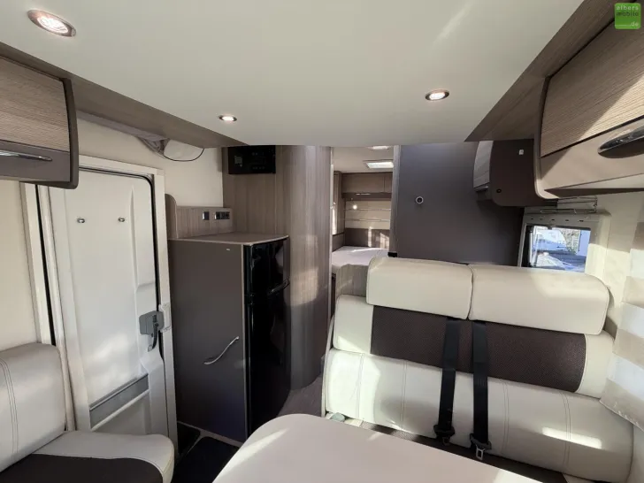 Fahrzeugbild Challenger Genesis 288 EB Queensbett Markise Hubbett #10