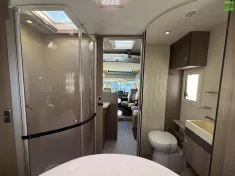 Bild 20 Challenger Genesis 288 EB Queensbett Markise Hubbett