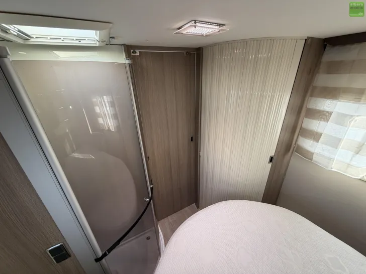 Fahrzeugbild Challenger Genesis 288 EB Queensbett Markise Hubbett #21