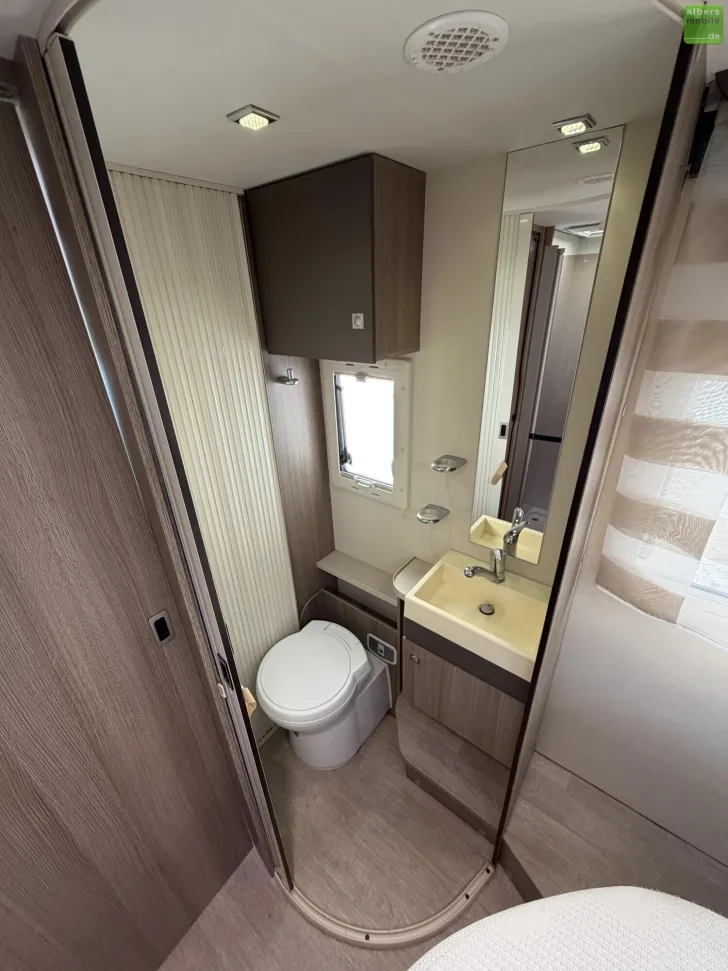 Fahrzeugbild Challenger Genesis 288 EB Queensbett Markise Hubbett #22