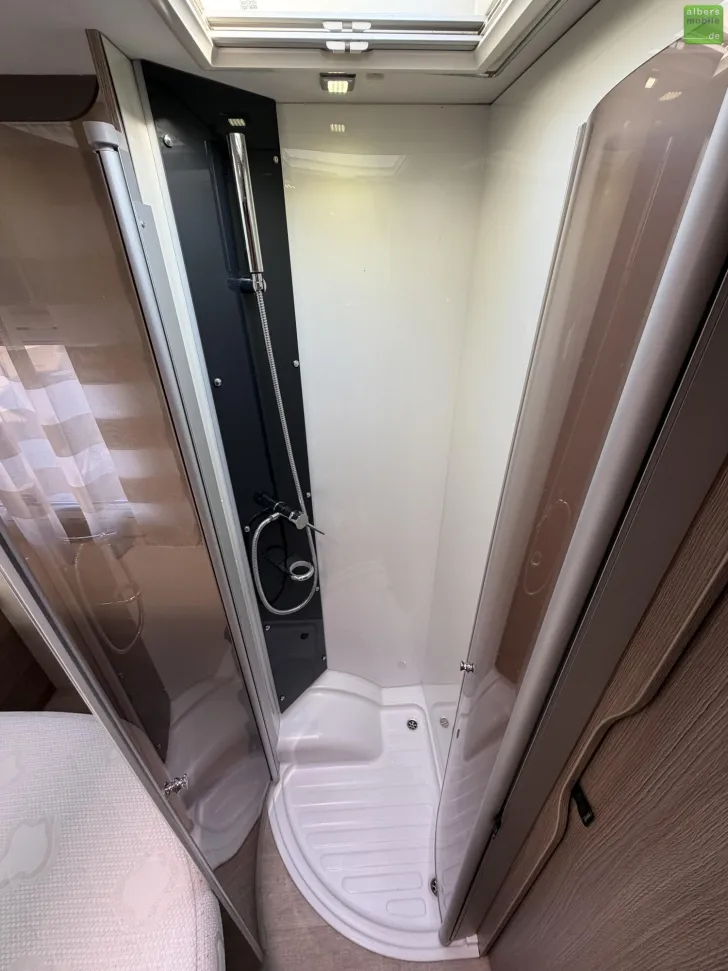 Fahrzeugbild Challenger Genesis 288 EB Queensbett Markise Hubbett #23