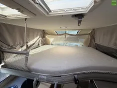 Bild 25 Challenger Genesis 288 EB Queensbett Markise Hubbett