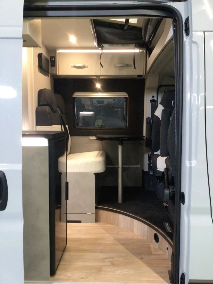 Fahrzeugbild Crosscamp CV FULL 600 Solar, AHK, Navi #6