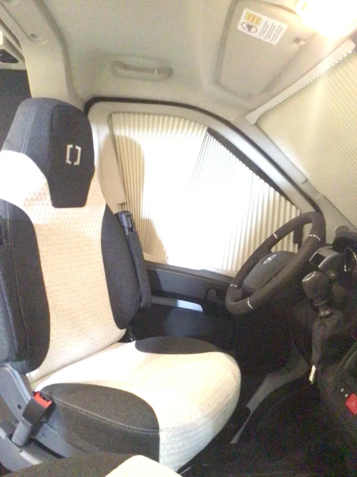 Fahrzeugbild Crosscamp CV FULL 600 Solar, AHK, Navi #8