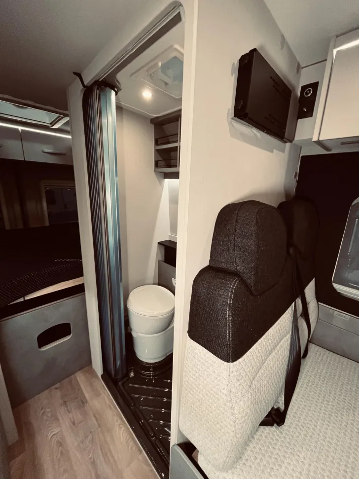 Fahrzeugbild Crosscamp CV FULL 600 YOUNG CAMPER #12