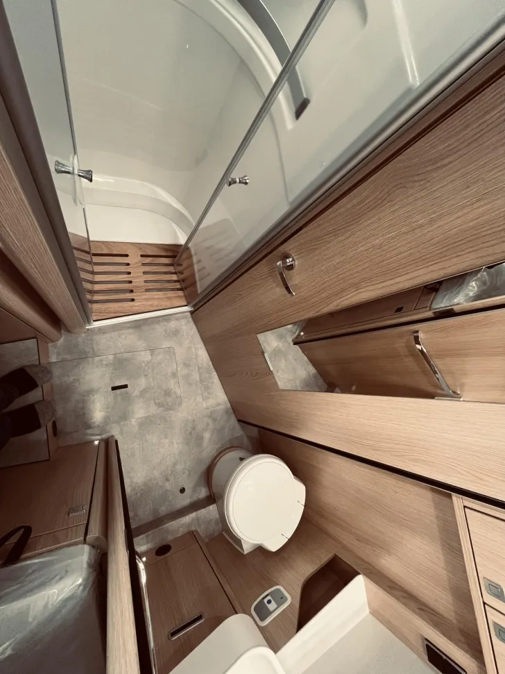 Fahrzeugbild Hymer B-Klasse MC I BlackLine 680 Klima, Solar, Autark #18