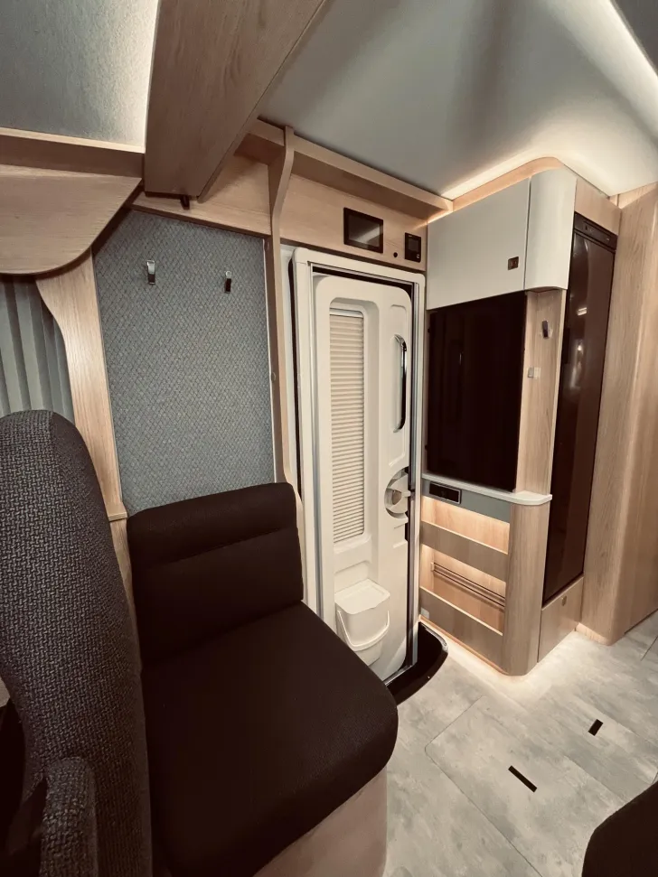 Fahrzeugbild Hymer B-Klasse MC I BlackLine 680 27.580,- EUR Vorteil #8