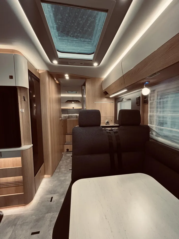 Fahrzeugbild Hymer B-Klasse MC I BlackLine 680 27.580,- EUR Vorteil #10