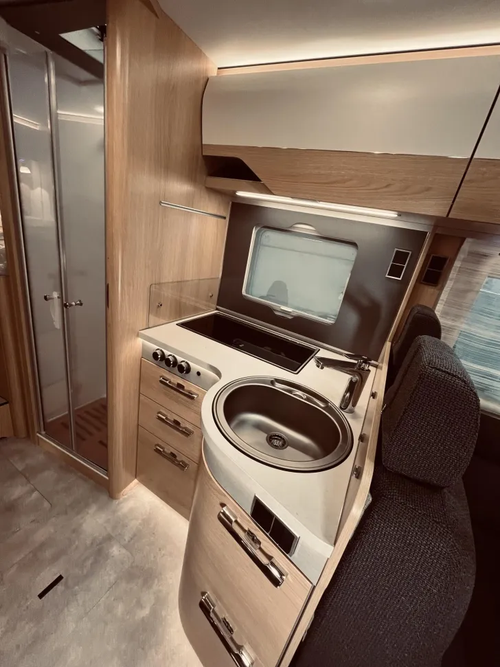 Fahrzeugbild Hymer B-Klasse MC I BlackLine 680 27.580,- EUR Vorteil #14