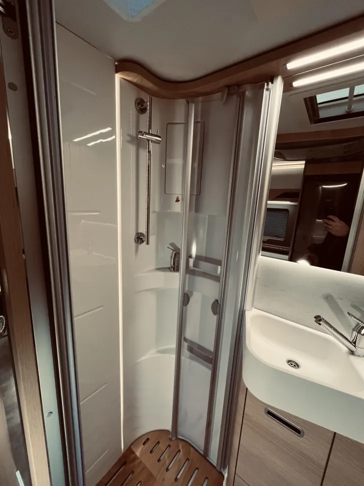 Fahrzeugbild Hymer B-Klasse MC I BlackLine 550 32.000,- EUR Vorteil #25