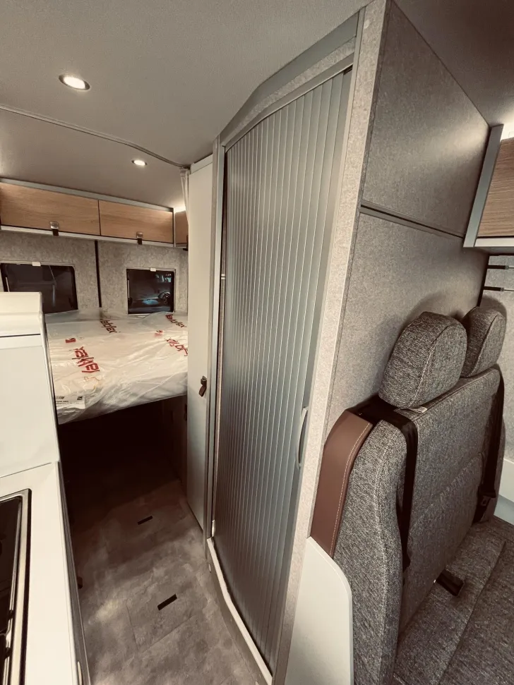 Fahrzeugbild Hymer Grand Canyon Fiat Markise, Solar, AHK, Navi,RFK #16