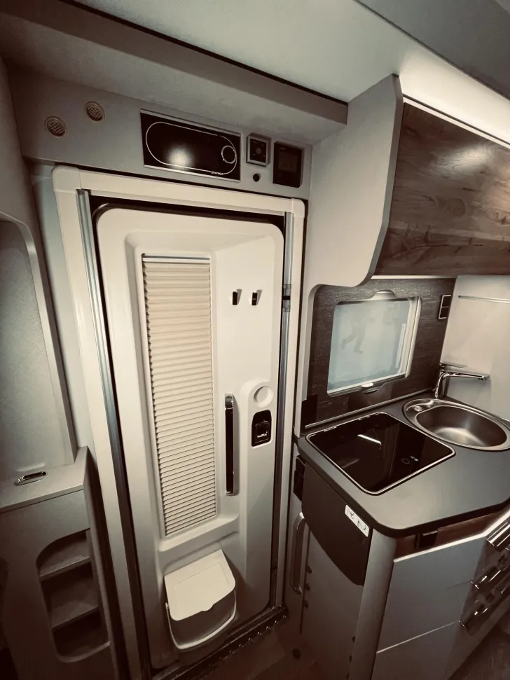 Fahrzeugbild Hymer Exsis-i Pure 580 30.000,- EUR Vorteil! #15