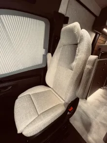 Fahrzeugbild Hymer Grand Canyon S 600 4x4, AHK, Solar, Lithium #7