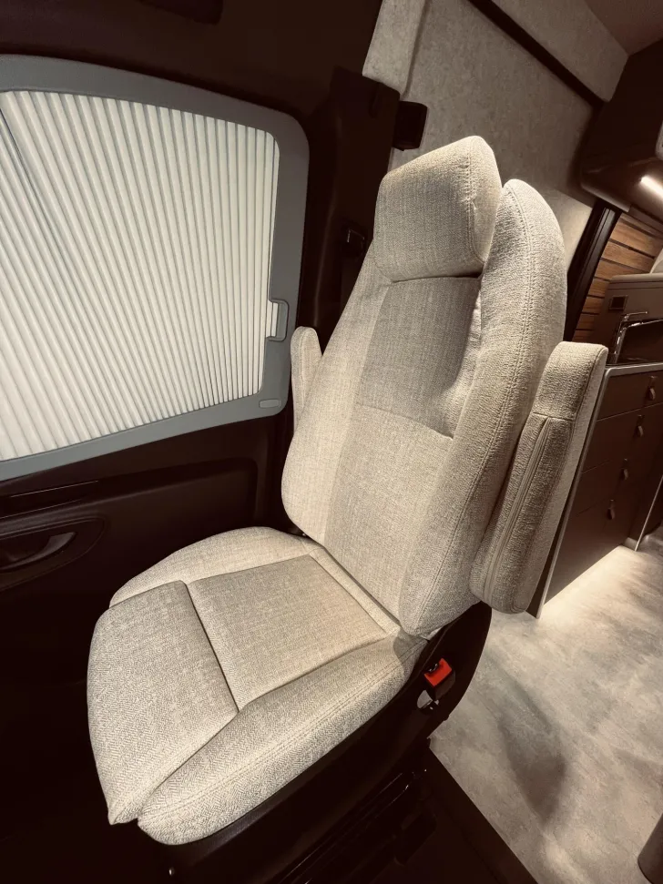 Fahrzeugbild Hymer Grand Canyon S 600 4x4, AHK, Solar, Lithium #7