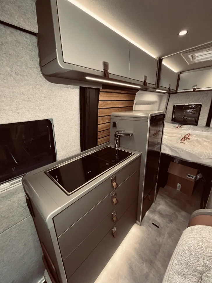 Fahrzeugbild Hymer Grand Canyon S 600 4x4, AHK, Solar, Lithium #13