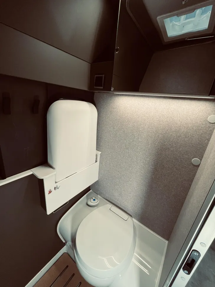 Fahrzeugbild Hymer Grand Canyon S 600 4x4, AHK, Solar, Lithium #20