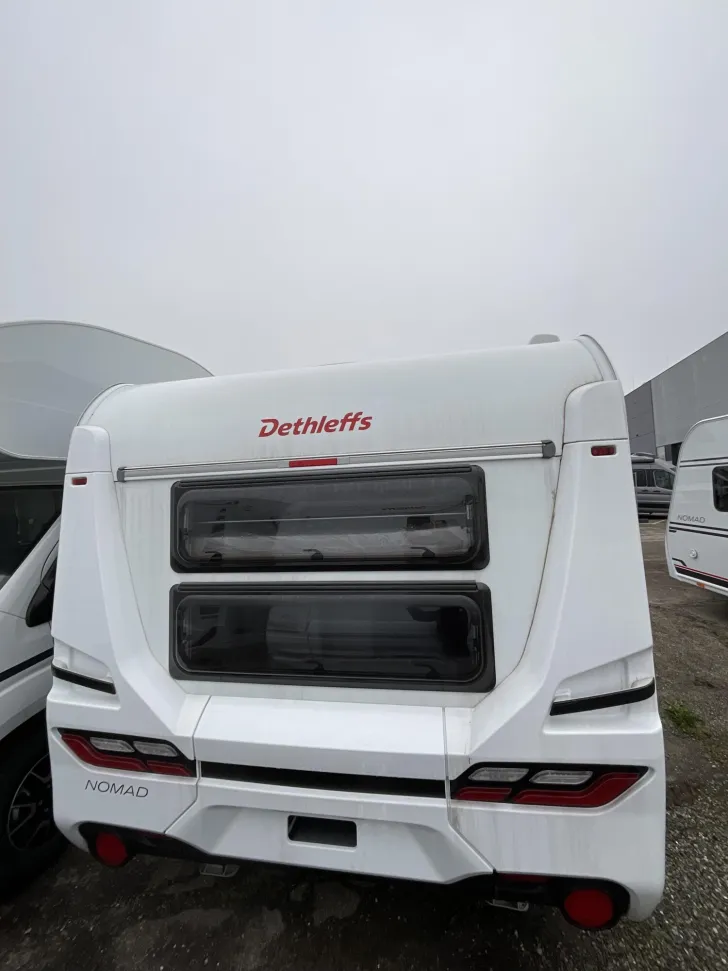 Fahrzeugbild Dethleffs Nomad 530 FSK Mover, Stockbetten, Markise #3