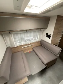 Fahrzeugbild Dethleffs Nomad 530 FSK Mover, Stockbetten, Markise #7