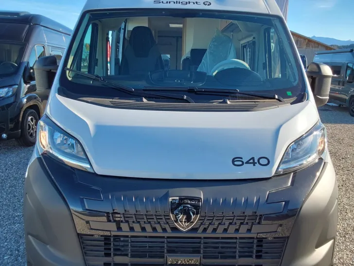 Fahrzeugbild Sunlight Cliff 640 Peugeot #4