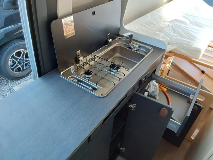 Fahrzeugbild Sunlight Cliff 640 Peugeot #11