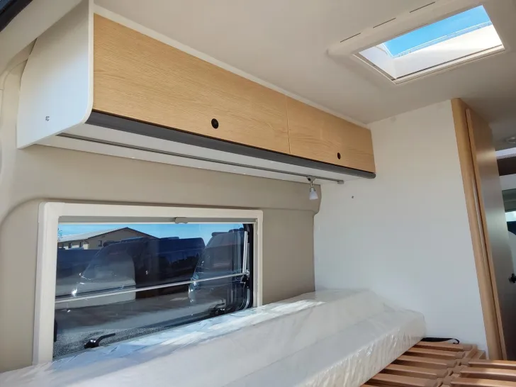 Fahrzeugbild Sunlight Cliff 640 Peugeot #12