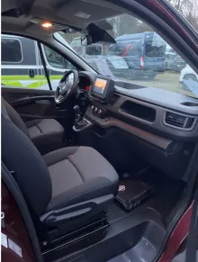 Fahrzeugbild Bürstner Playa C 500 Limited NAVI/RFK/AHK/Markise #17