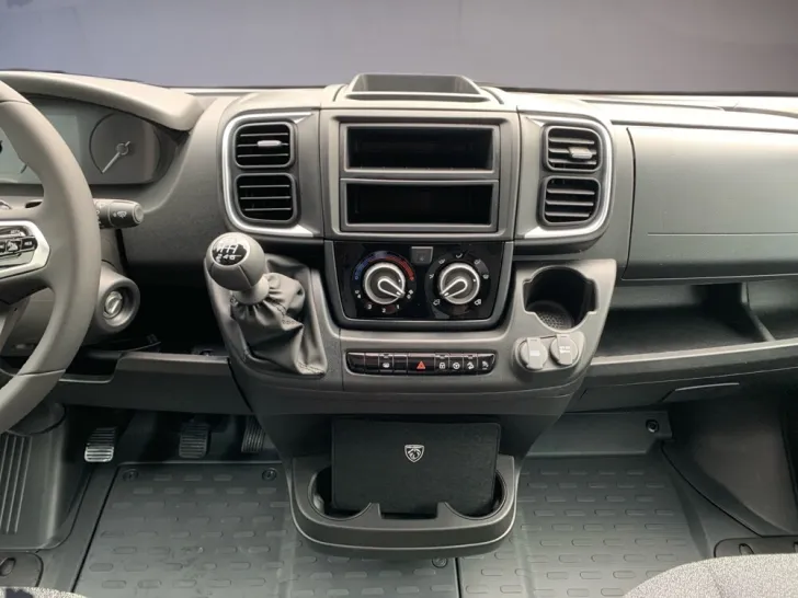 Fahrzeugbild Crosscamp EXPDN T 7.4 E Peugeot #9