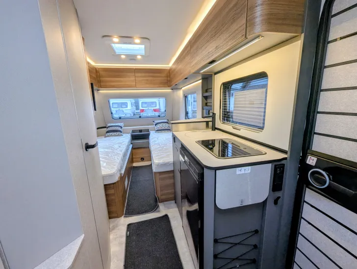 Fahrzeugbild Hymer Eriba Novaline 470 RANGIERSYSTEM,TV,SOLAR,FT uvm. #6