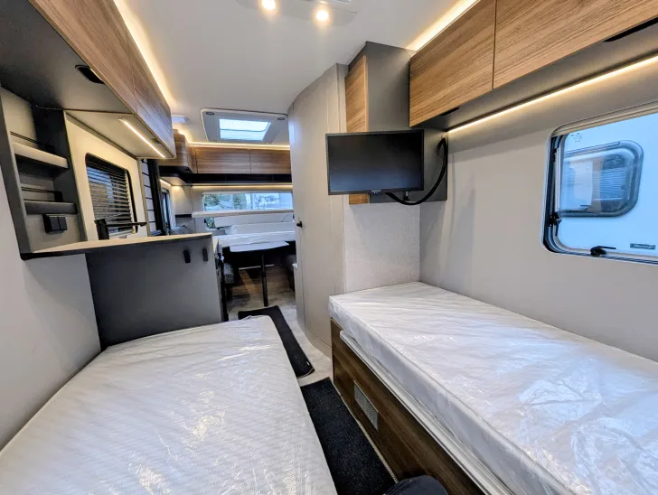 Fahrzeugbild Hymer Eriba Novaline 470 RANGIERSYSTEM,TV,SOLAR,FT uvm. #8