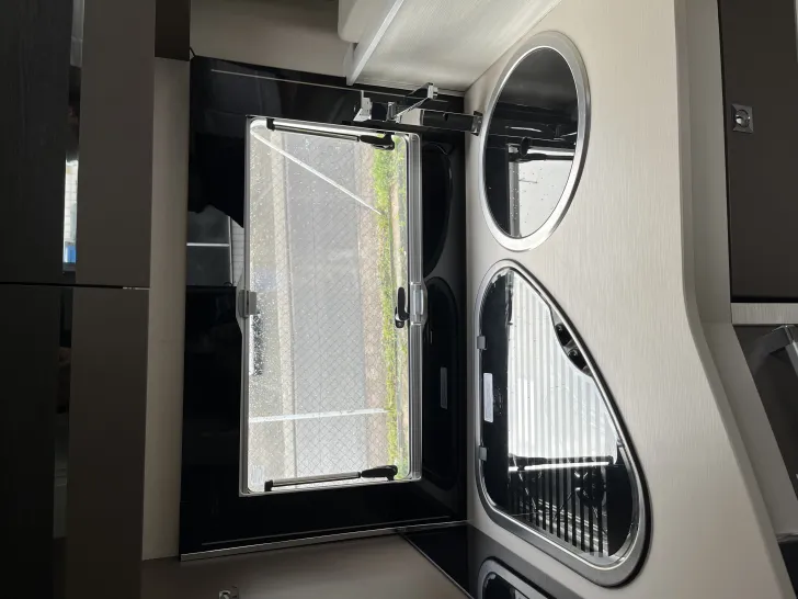 Fahrzeugbild Chausson Welcome 727 GA *Hubstützen*Markise*Navi*RFK* #5