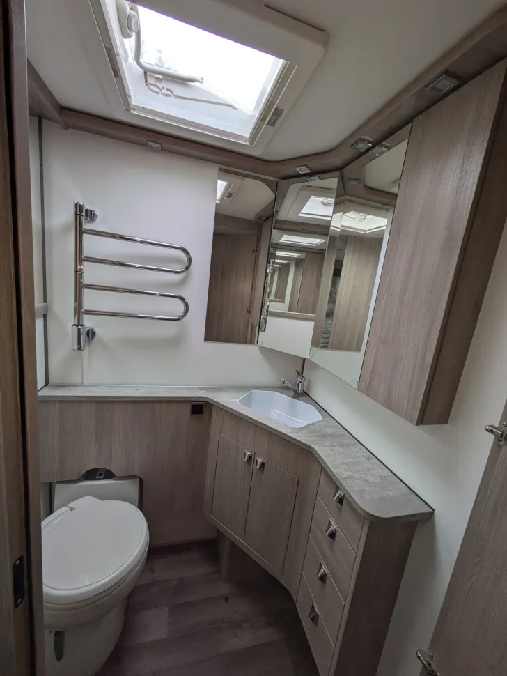 Fahrzeugbild Kabe Imperial 780 DGLE KS Panoramafenster/City-W/2,65t #12