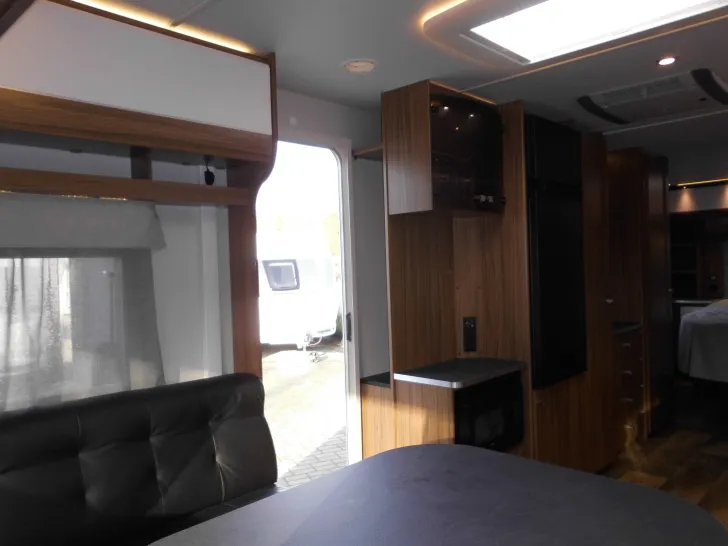 Fahrzeugbild Polar 730 QA Customized LEDER KLIMA SOUND++ #7