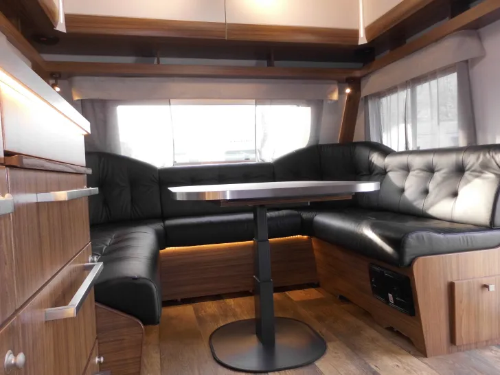 Fahrzeugbild Polar 730 QA Customized LEDER KLIMA SOUND++ #17