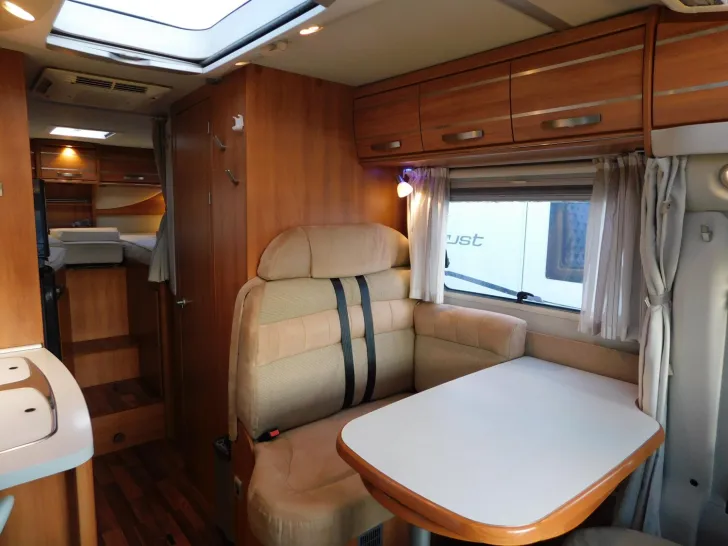 Fahrzeugbild Hymer Exsis-t 588 Luftfeder, Hytraulikstützen, 3xSolar #6