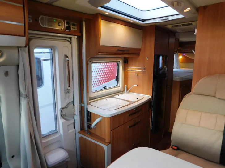 Fahrzeugbild Hymer Exsis-t 588 Luftfeder, Hytraulikstützen, 3xSolar #7