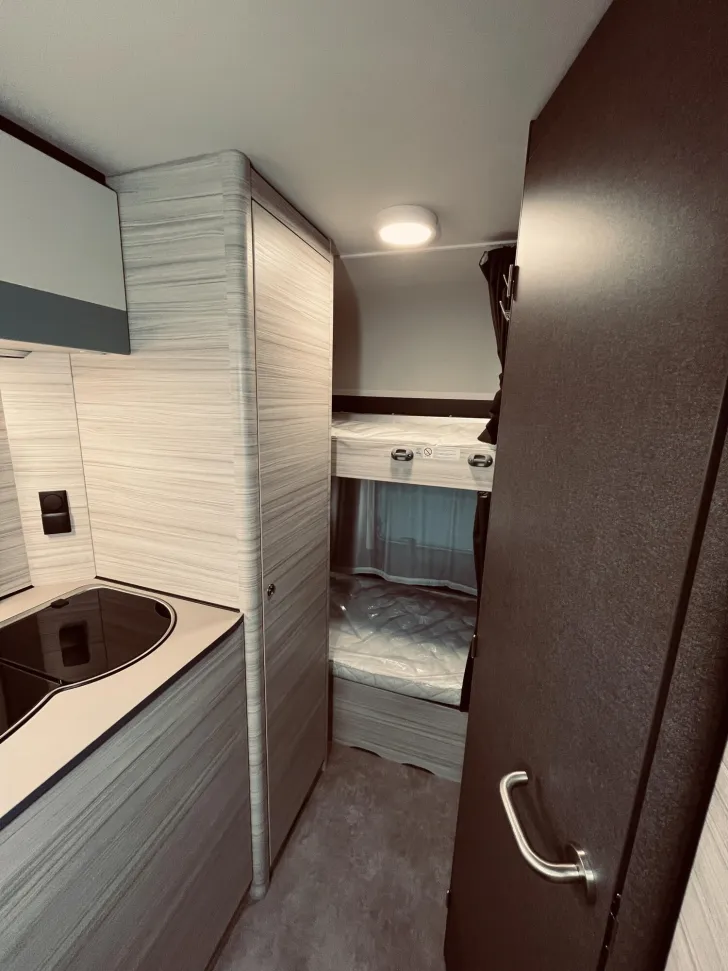 Fahrzeugbild Dethleffs c-joy 410 LK 4.000 Euro Preisvorteil 1.360 kg #13