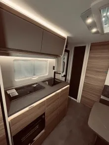 Fahrzeugbild Dethleffs Nomad 490 EST 8.100 EUR Vorteil! Mover #13