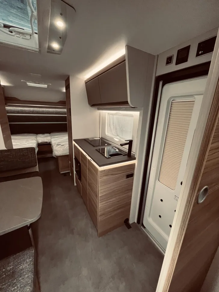 Fahrzeugbild Dethleffs Nomad 490 EST 8.100 EUR Vorteil! Mover #21